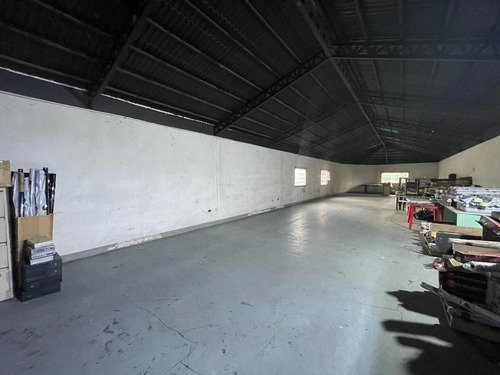 Galpón Industrial En Venta
