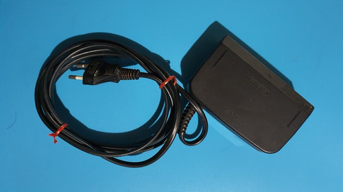 Imagen 1 de 2 de Fuente 220v Nintendo 64