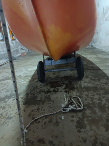 Kayak Para 3 Personas. Remos, Salvavidas Y Asientos. Trailer
