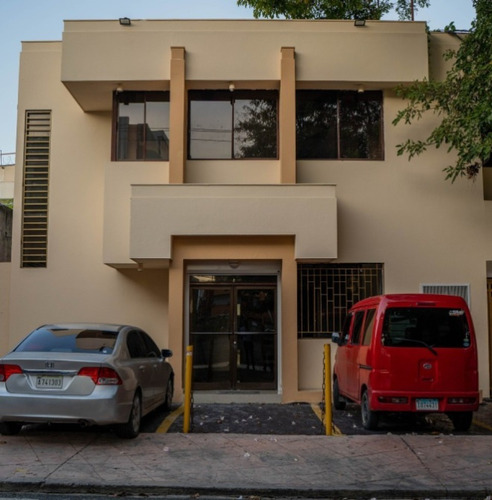 Edificio En Venta En Gascue