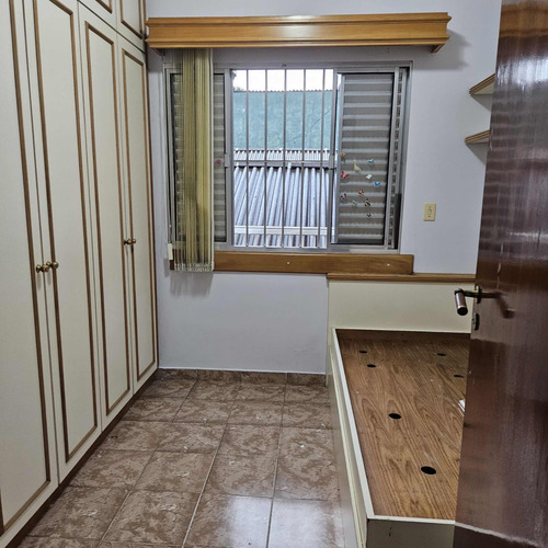 Terreno Com 2 Casas Individuais Ótima Localização