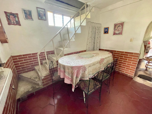 Casa En Venta En El Oeste De Barquisimeto Cod: 25-16698 Jpg