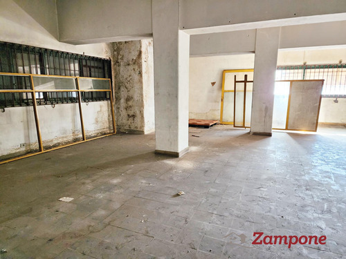 Venta Local Comercial Con Vivienda En Ciudadela
