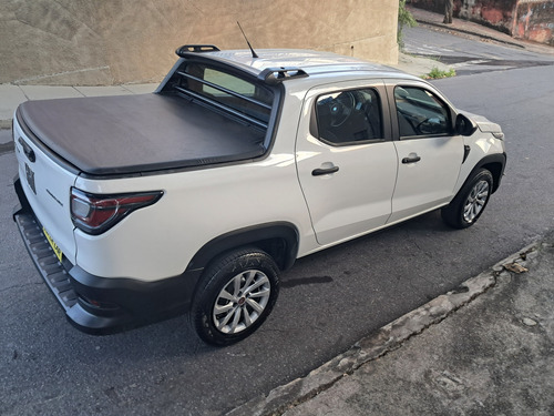 Fiat Strada 1.4 Endurance Cab. Dupla Flex 4p