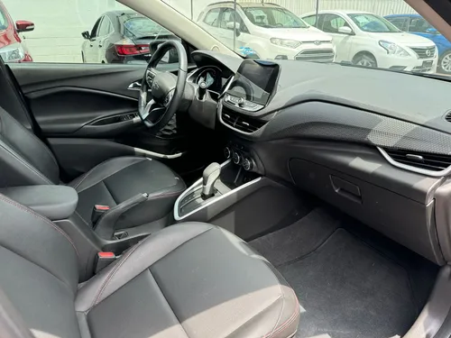 Chevrolet Onix 1.0T Premier Red Line At