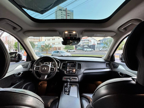 Volvo XC90 2.0 MOMENTUM TURBO GASOLINA 4P 4X4 AUTOMÁTICO