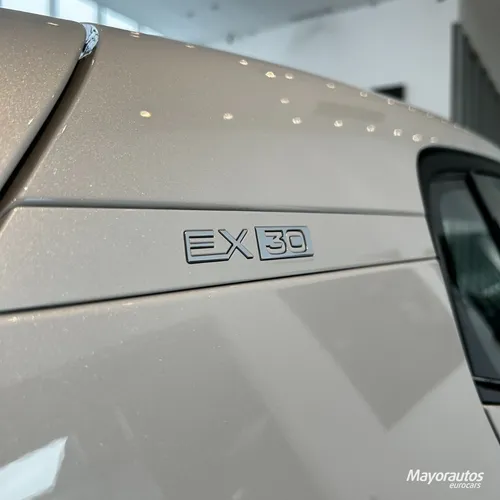 Volvo EX30 E40 CORE