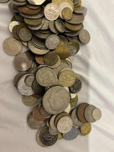Colección De Monedas De Todo El Mundo