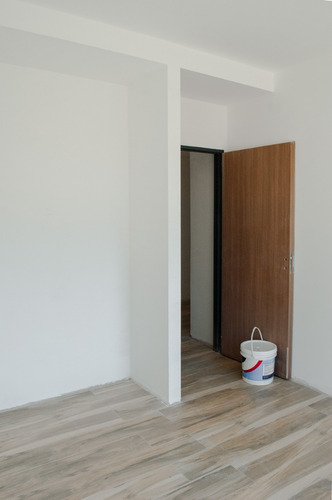 Venta De Departamento A Estrenar, En Centro De Ezeiza