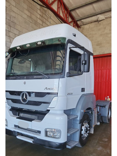 Mercedes Benz 2035 Tractor Corto C/plato Año 2011