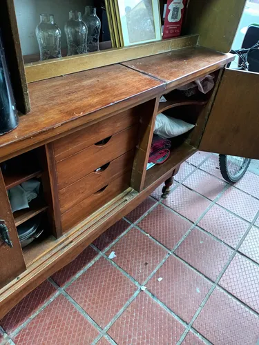 Bifes Mueble Antiguos (Usado)