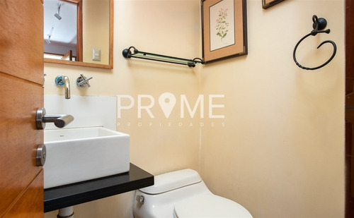 Casa De 2 Pisos / 3d, 4b, Estar Y Servicios Completos