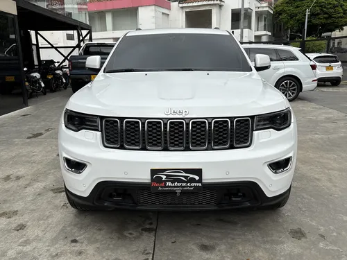 Jeep Grand Cherokee Laredo Tp 3600cc 4x4