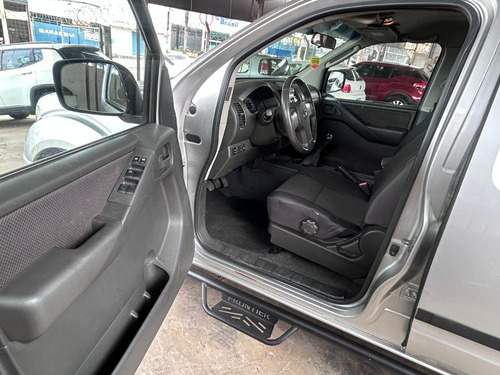 Nissan Frontier 2.5 Se Cab. Dupla 4x2 4p