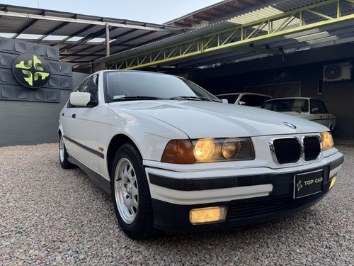 BMW Serie 3 1.8 318s Sedan