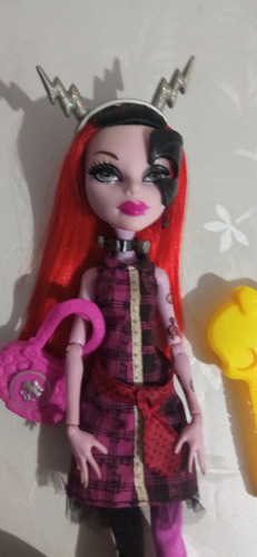 Boneca Monster High Operetta Freaky Fusion