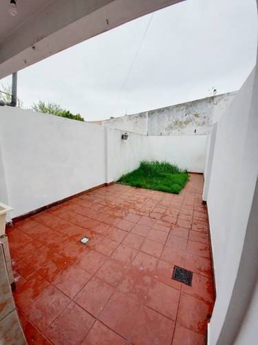 Imagen 10 de 19 de Duplex 2 Amb Con Patio - Interno - Con Renta