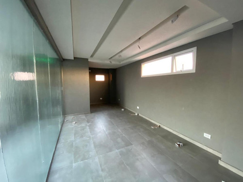 Oficina A Estrenar 55 M² C/ Cochera - Centro (moreno)