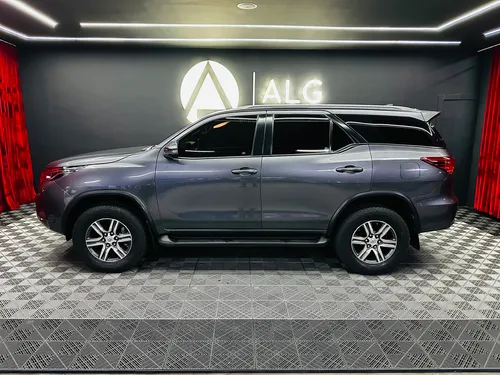 Toyota Fortuner 2.4 Street At 7As