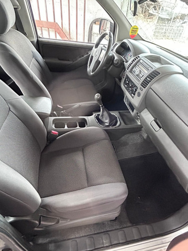 Nissan Frontier 2.5 Se Cab. Dupla 4x2 4p