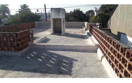 Venta Casa 3 Dorm En Zona Sur.-