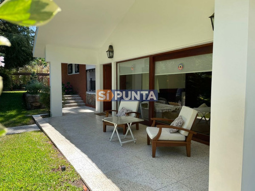 Imagen 29 de 30 de Casa En Venta - Cantegril