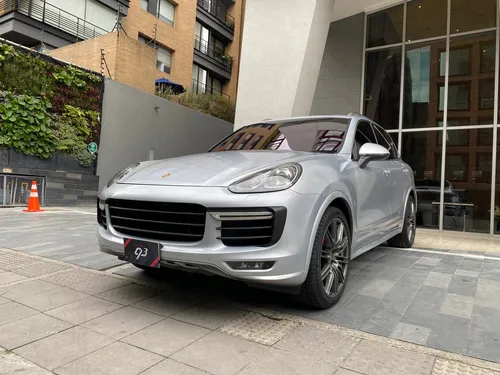 Porsche Cayenne Gts