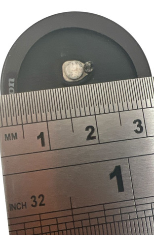 2 Capacitores Usado Nichicon Gq(m) 470uf 400vdc (Usado)