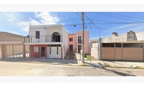 Casa En Venta Siempreviva 61 Jacarandas Tepic Nayarit./ Recuperacion Bancaria L1969