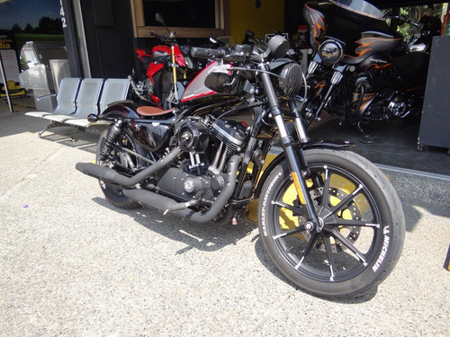 Harley Davinson Iron 883