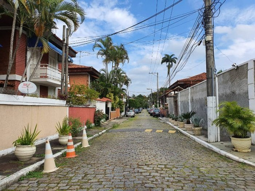Casa De Condomínio À Venda Na Rua Marechal Artur Portela, Anil, Rio De Janeiro - Rj - Liv-8655
