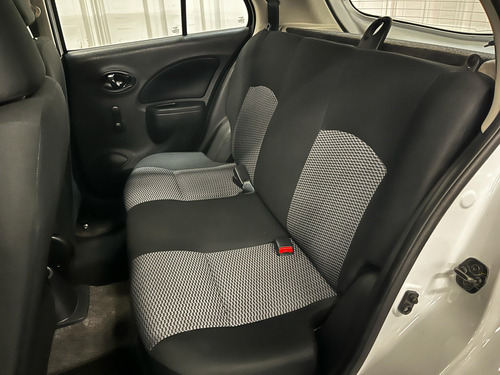 Nissan March 2022