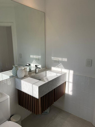 Imagen 24 de 30 de Excelente Casa Al Lago!!!