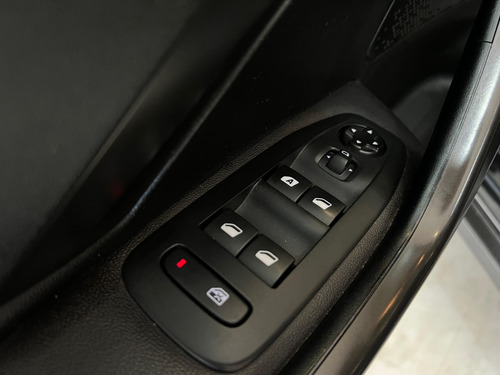 Peugeot 2008 1.6 16V FLEX GRIFFE 4P AUTOMÁTICO