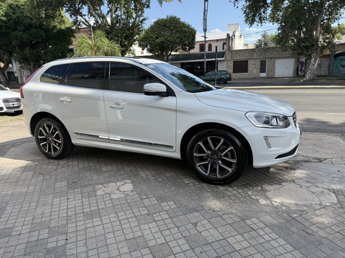 Volvo XC60 2.0 T5 High Plus 240cv At