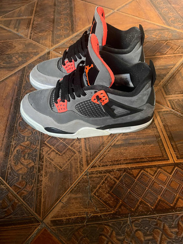 Jordan Retro 4 Infrared