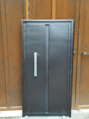 Puerta De Fierro De 201*103cm Ideal Cómo Puerta Principal.  (Reacondicionado)