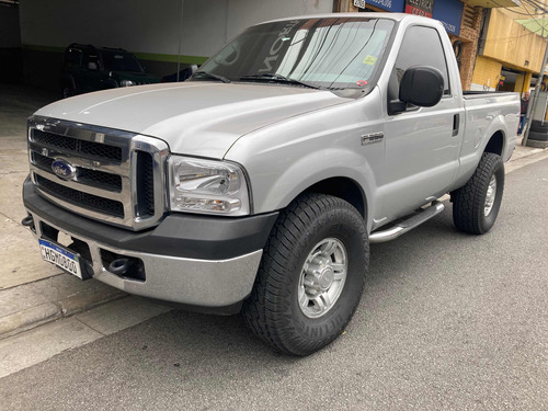 Ford F-250 3.9 Xlt 4x2 2p