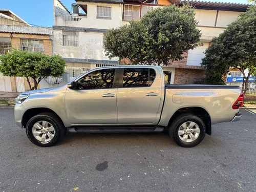 Toyota Hilux 3.0 Srv