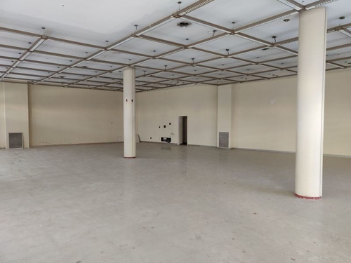 36 Meses | Local En Importante Esquina 400m2