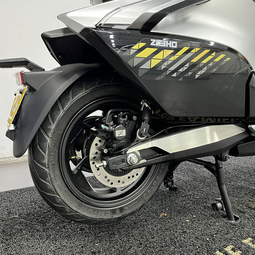 Cf Moto Zeeho Ae8+