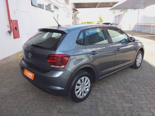 Imagem 8 de 10 de Volkswagen Polo 1.0 Mpi Total Flex Manual