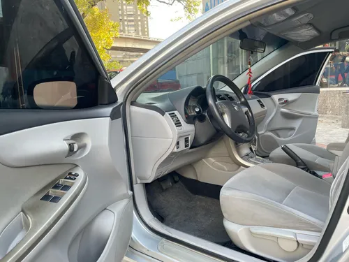 Toyota Corolla Sedan 2013