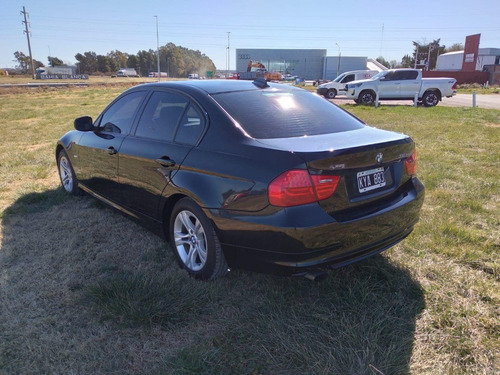 Imagen 13 de 17 de Bmw 318i Executive