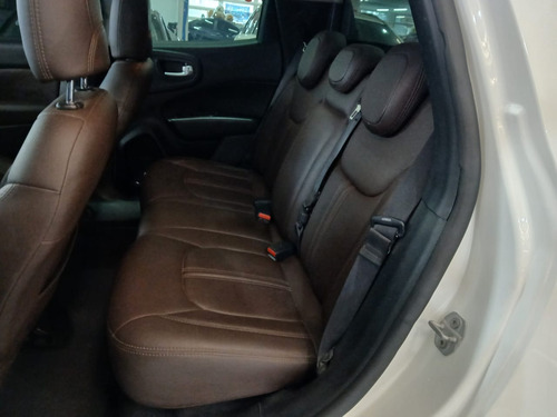 Fiat Toro 1.8 16v Freedom Flex 4x2 Aut. 4p