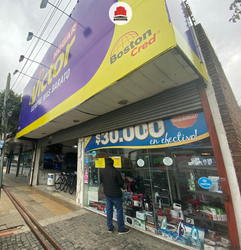 Local Comercial En Venta, Av. Tapia De Cruz 1619 Entre Belgrano Y Moreno, Escobar Centro