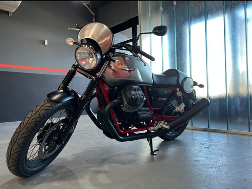 Imagen 11 de 14 de Moto Guzzi V7iii Racer
