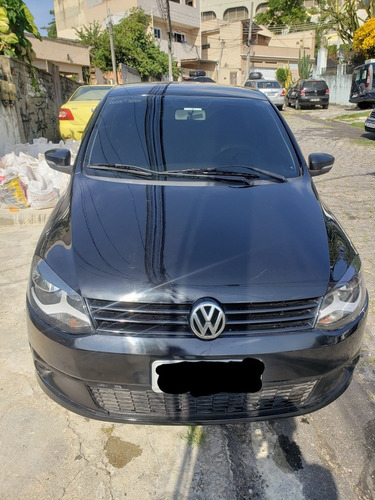 Volkswagen Fox 1.0 Vht Trend Total Flex 3p 2012