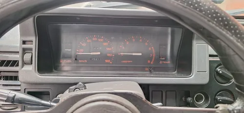 Mazda B2200 2.2 B2200