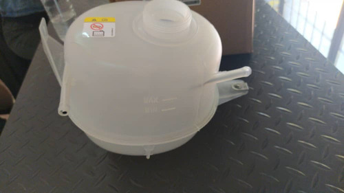 Envase De Agua Refrigerante Ranger 2.3